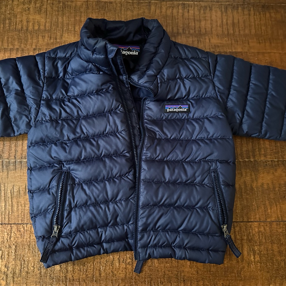 Patagonia 2t down sweater jacket used excellent condition